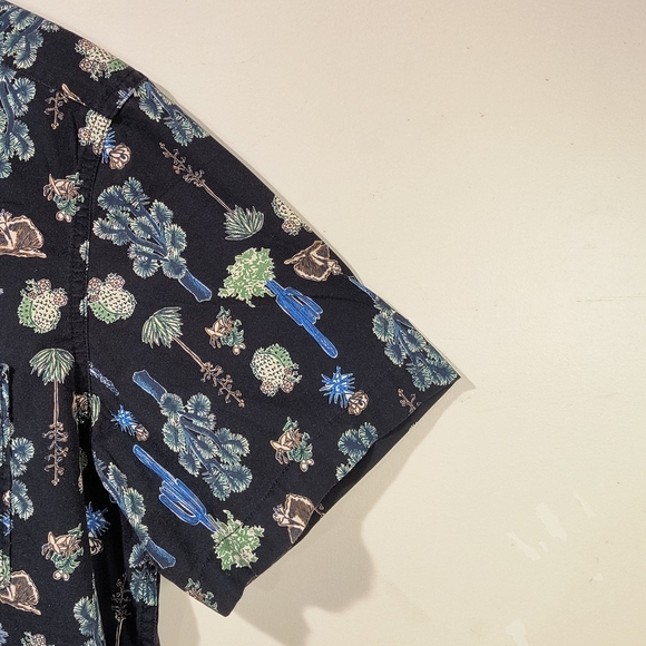 The North Face Men's Large Black Button Down Shirt - Picture 5 of 12